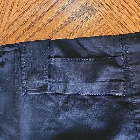 Vans Shorts - Picture 2 of 8